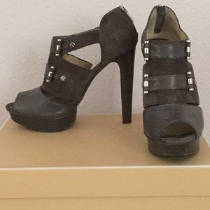 Dark gray suede heels